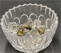 Clear Glass Bowl w/Glass Pull Knobs