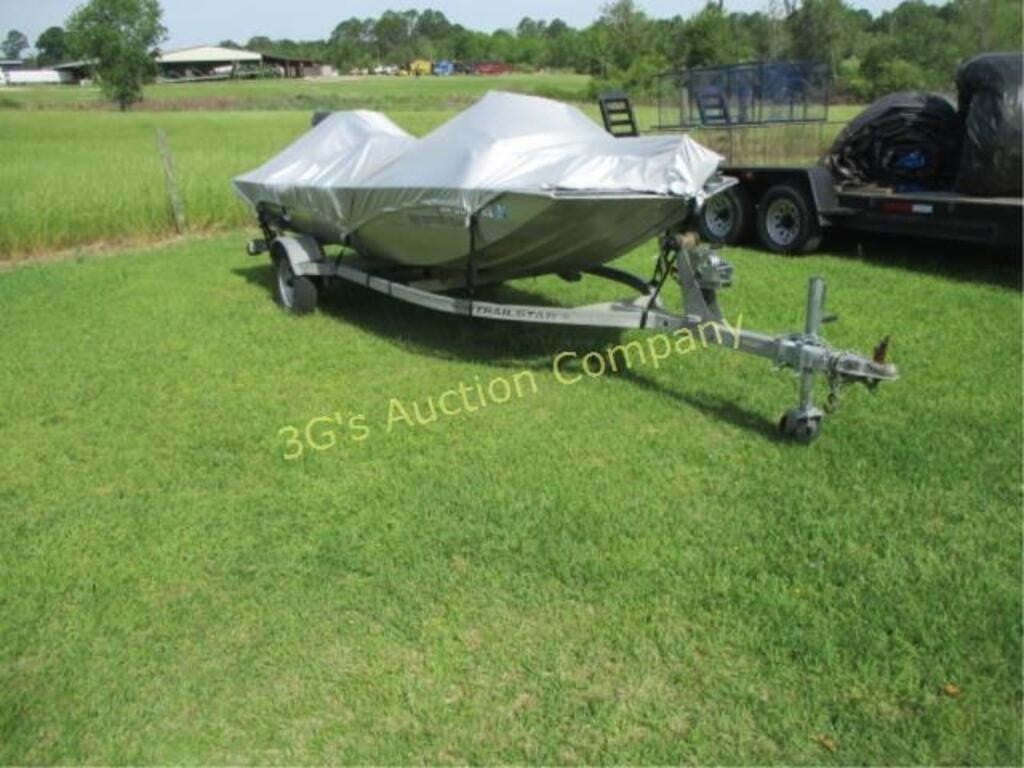16' Bass Tracker Pro Team 165 Boat with Trailer