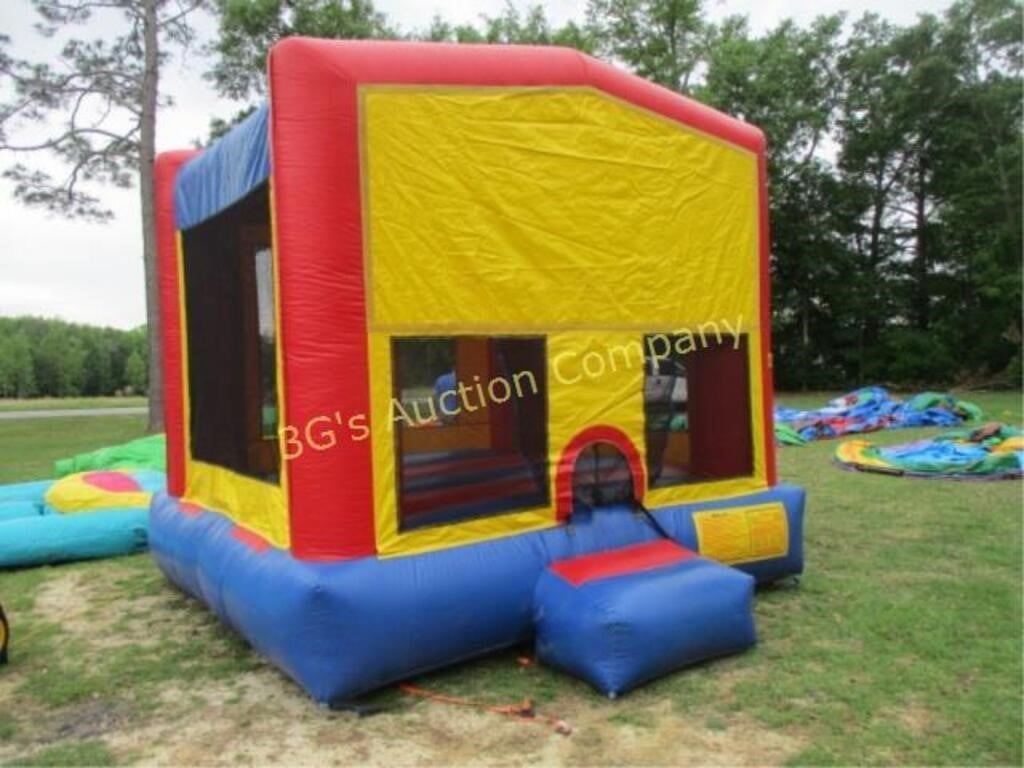 Classic Red, Yellow & Blue Bounce House