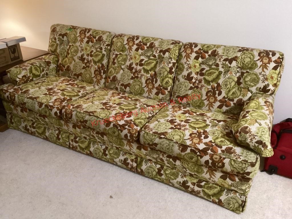 Yager Furniture Berne IN Floral Couch