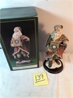 Old World Santa statue w/box