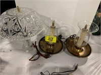 PAIR OF BRASS & ETCHED GLASS SHADE LAMPS, PLASTIC