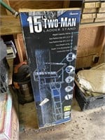 Two-Man Ladder Stand