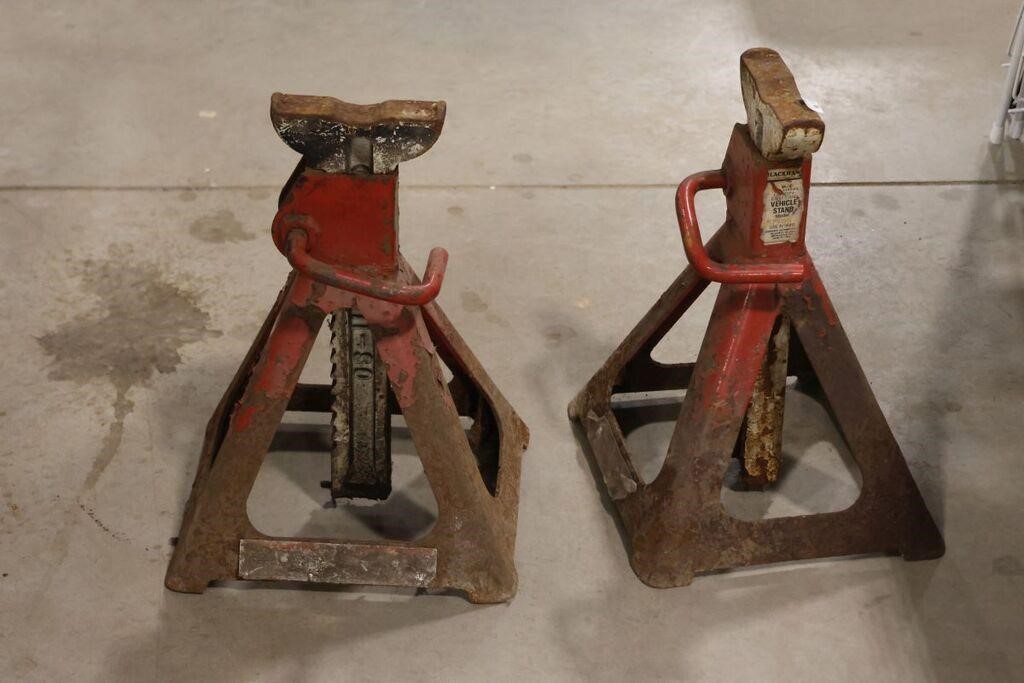 PAIR OF JACK STANDS