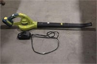 RADDLEY 20 VOLT CORDLESS BLOWER WITH BATTERIES