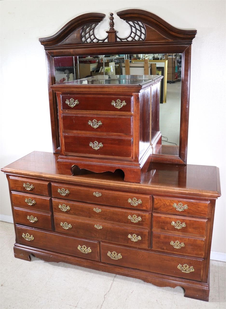Traditional Double Dresser + Nightstand
