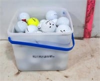 50 Good Golf Balls, Includes Titleist & Various Br