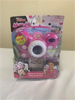 OPEN BOX Minnie Mouse Picture Perfect Play Camera