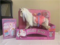 BRAND NEW GlitterGirls SuitcaseSet, Starlight Pony
