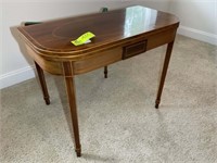 GATE LEG TABLE WITH FOLDING TOP 36IN SQUARE X 36IN