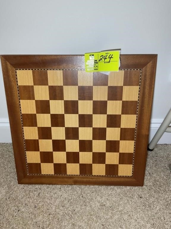 WOODEN CHECKER BOARD WITH INLAY