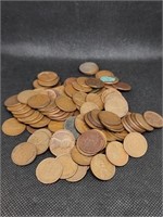 Lot of approximately 130 Lincoln Wheat Pennies