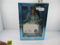2001 BARBIE COLLECTION DOLL