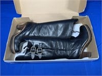 PAIR OF WOMENS FRYE BLACK LEATHER BOOTS