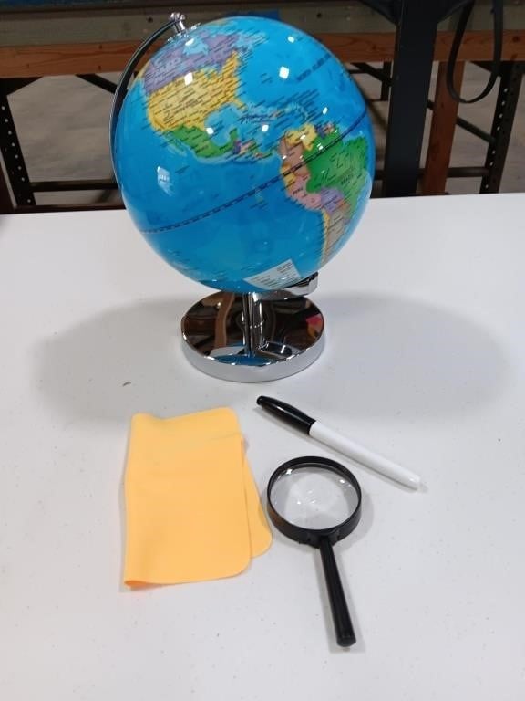 Little Experimenter World Globe 12x6
, no cord