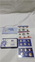 1998 and 2000 uncirculated coin sets