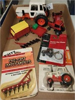 Vintage CASE 2290 Tractor & Ertl Mini Vehicles