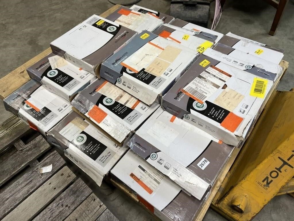 NO SHIPPING: 18boxes of Home Depot 12"x12" brown