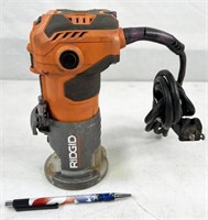 Ridgid R2401 compact router, works