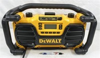 DeWalt DC012 work site charger/radio, radio