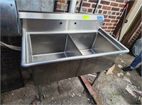 NEW 2 COMPARTMENT SS SINK 45" X 26"