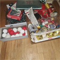 Christmas Decor - Candles, Ornaments, Lights &