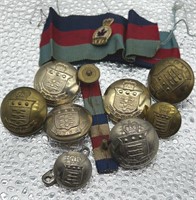 Metal military buttons