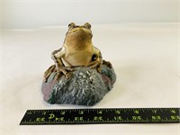 Ceramic toad statue