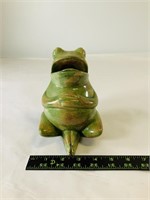Sitting Buddha frog
