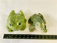 2pcs painted ceramic frog statues