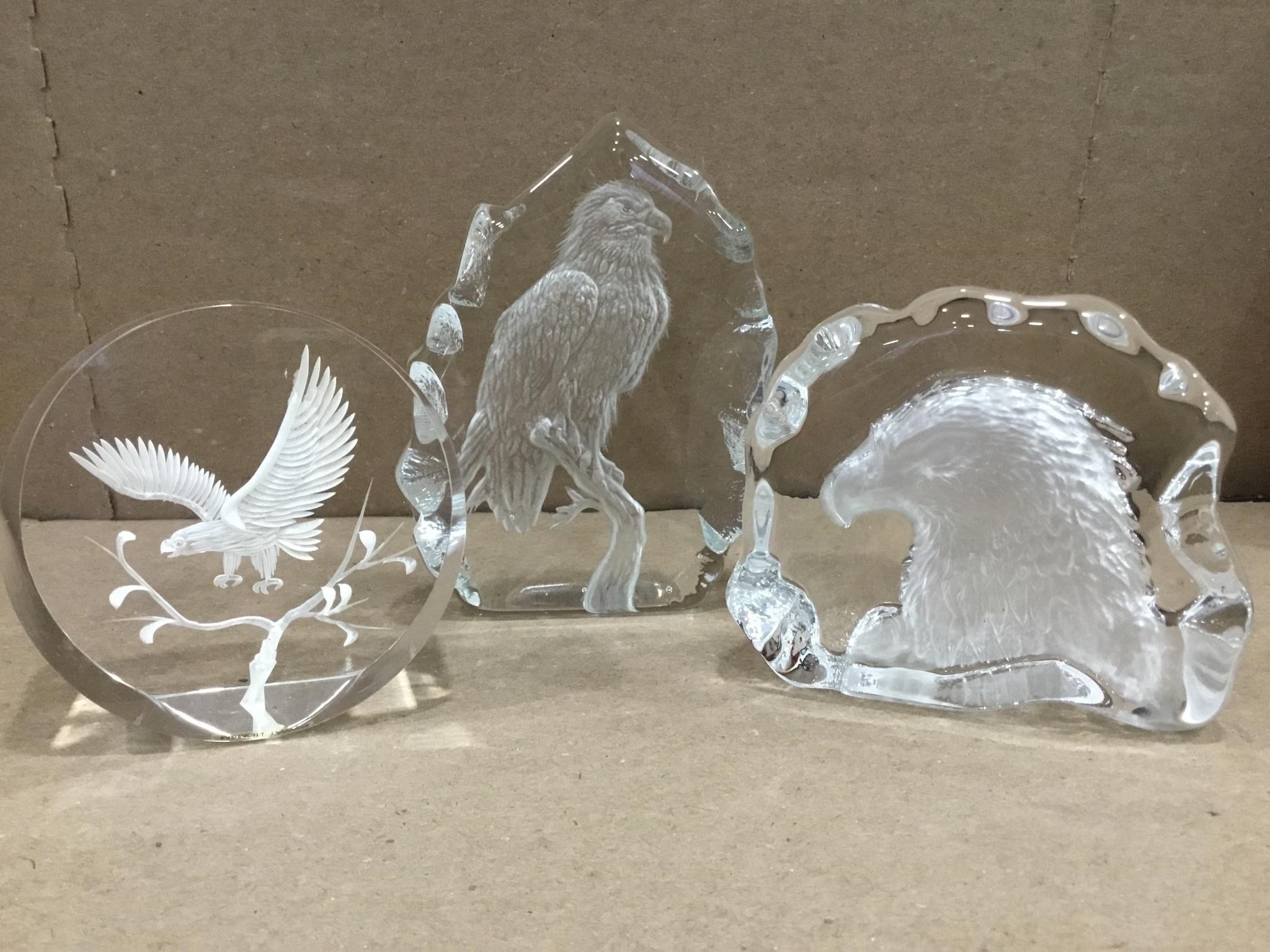 3-Eagle Glass Carving Statue Figurines