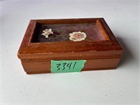 #3341 jewelry box, vintage