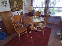 modern oak table + 4 chairs with 1 leaf