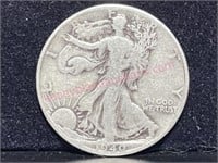 1940 Walking Liberty Half Dollar (90% silver)