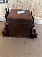 TOBACCO PIPE RACK & 6 PIPES