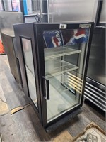BEVERAGE AIR SELF CONTAINED COUNTERTOP FRIDGE