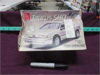 Model Kit: Ford Taurus SHO