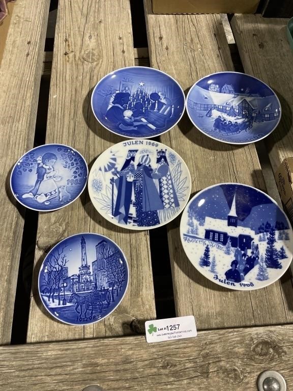 6 Blue & White Plates
