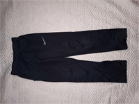 C9) Large boys Nike pants, drawstring waist. Fit