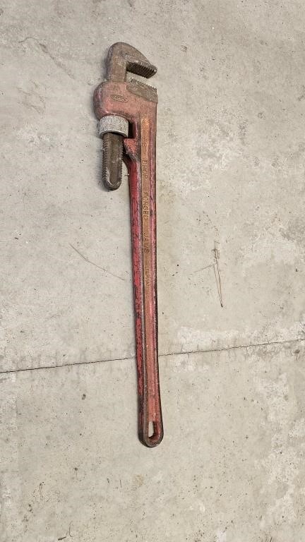 36" Pipe Wrench