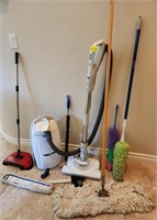 F - VACUUM CLEANER, MOPS, DUSTERS (L102)
