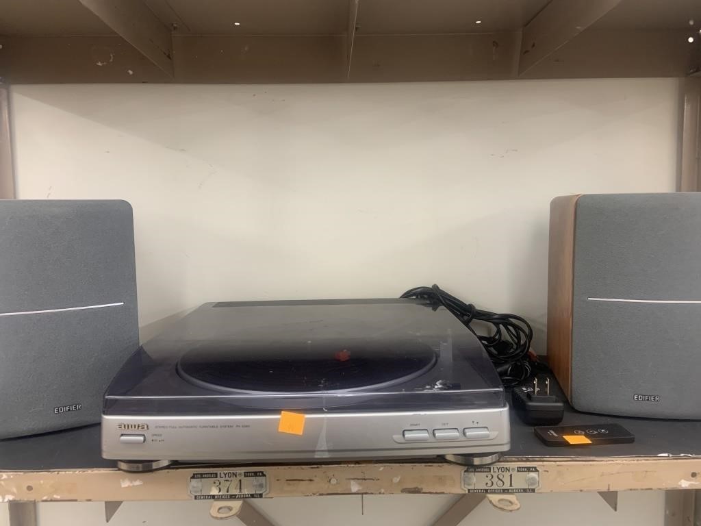 AIWA Stereo Automatic Turntable System PX - E860