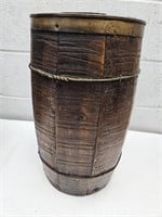 Antique Keg Barrel 10 x 18" Kokomo Continental