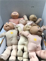 Lot of Cabbage Patch Dolls