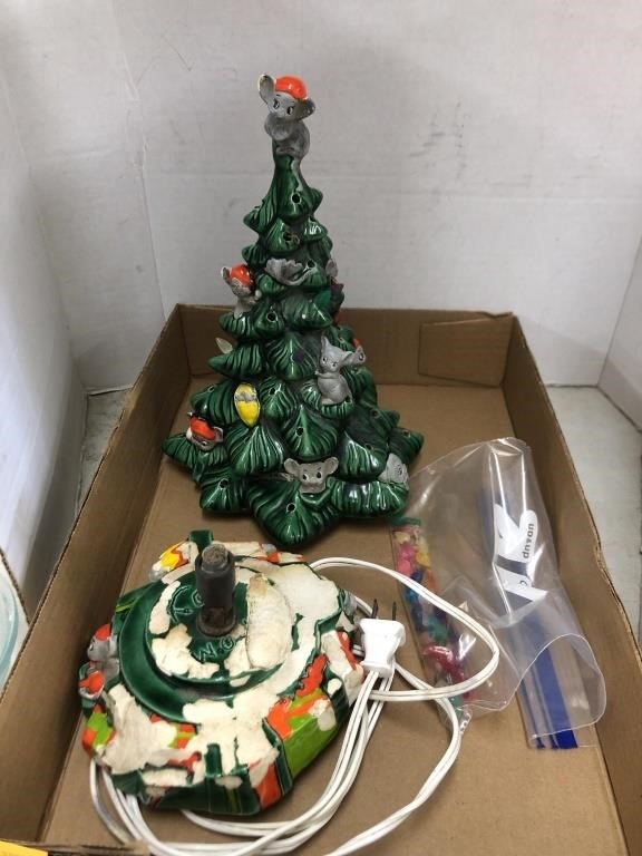 Lighted Ceramic Christmas Tree - Base is Chipped