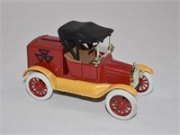 Die Cast 1918 Ford Runabout Coin Bank - No Key