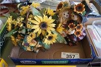 Scarecrow Figurine / Planter Basket Lot
