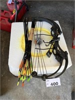 YOUTH COMPOUND BOW, ARROWS, AND TARGET