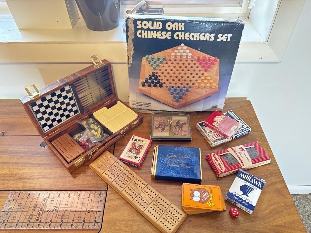 Vintage games Chinese checkers, playing cards,