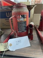 Big Red 20 Ton Hydraulic Bottle Jack